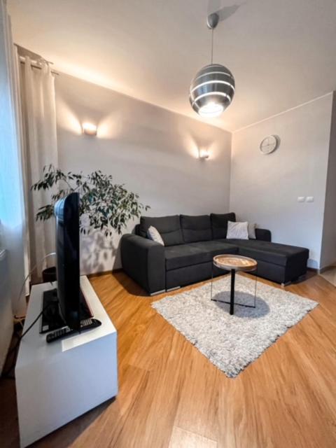 Apartament Hanna Kolobrzeg Exterior photo