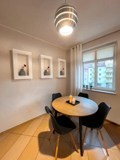 Apartament Hanna Kolobrzeg Exterior photo
